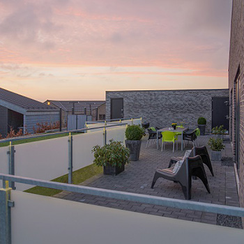 Smukt læhegn om din terrasse bygogbolig Læhegn til terrasse
